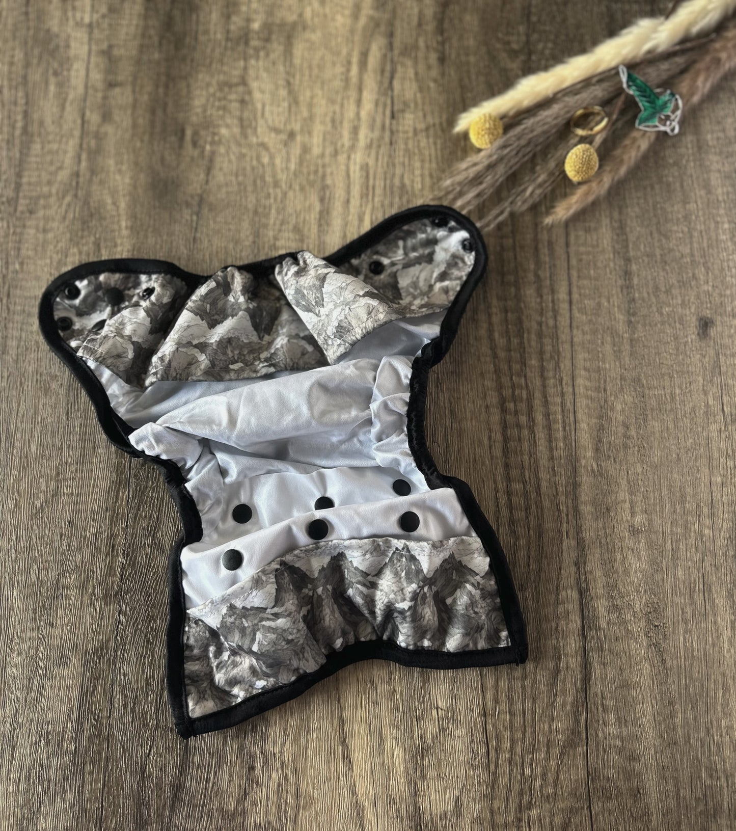 Fantasy Collection (LOTR) Lonely Mt. OS Cover (2NDS)