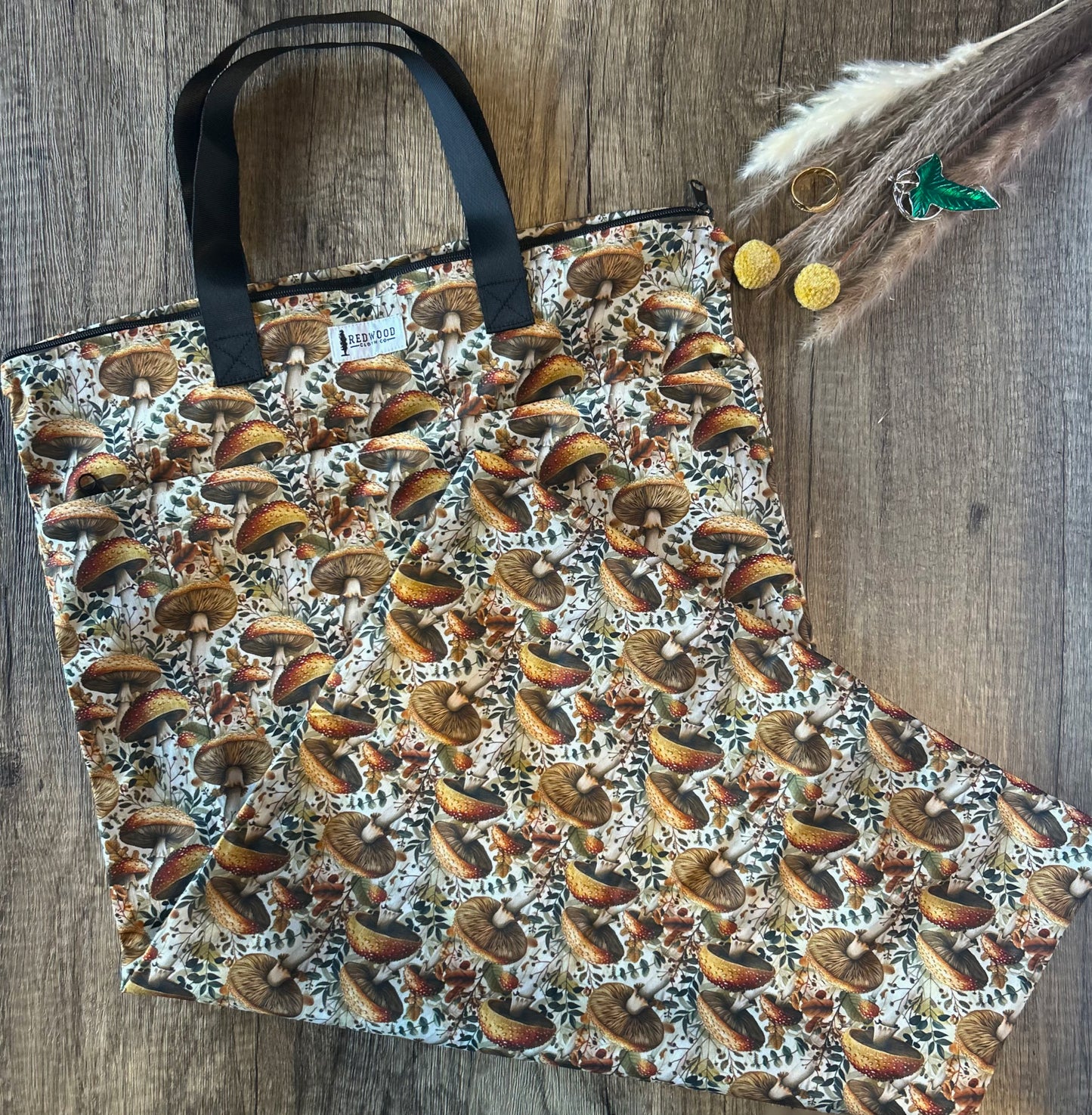 Fantasy Collection (LOTR) Large Hanging Wet-Bags