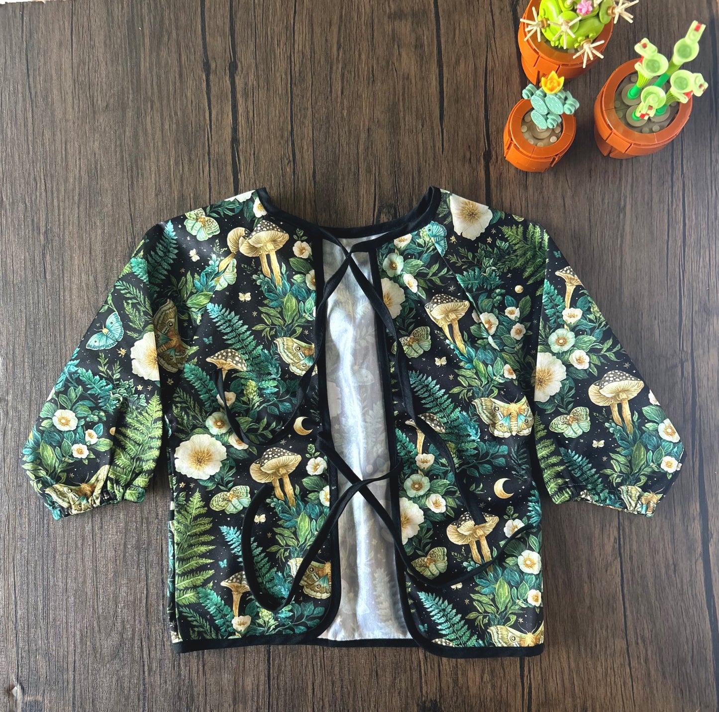 Summer Vacation and Rep-Choice Collections Smock Bibs