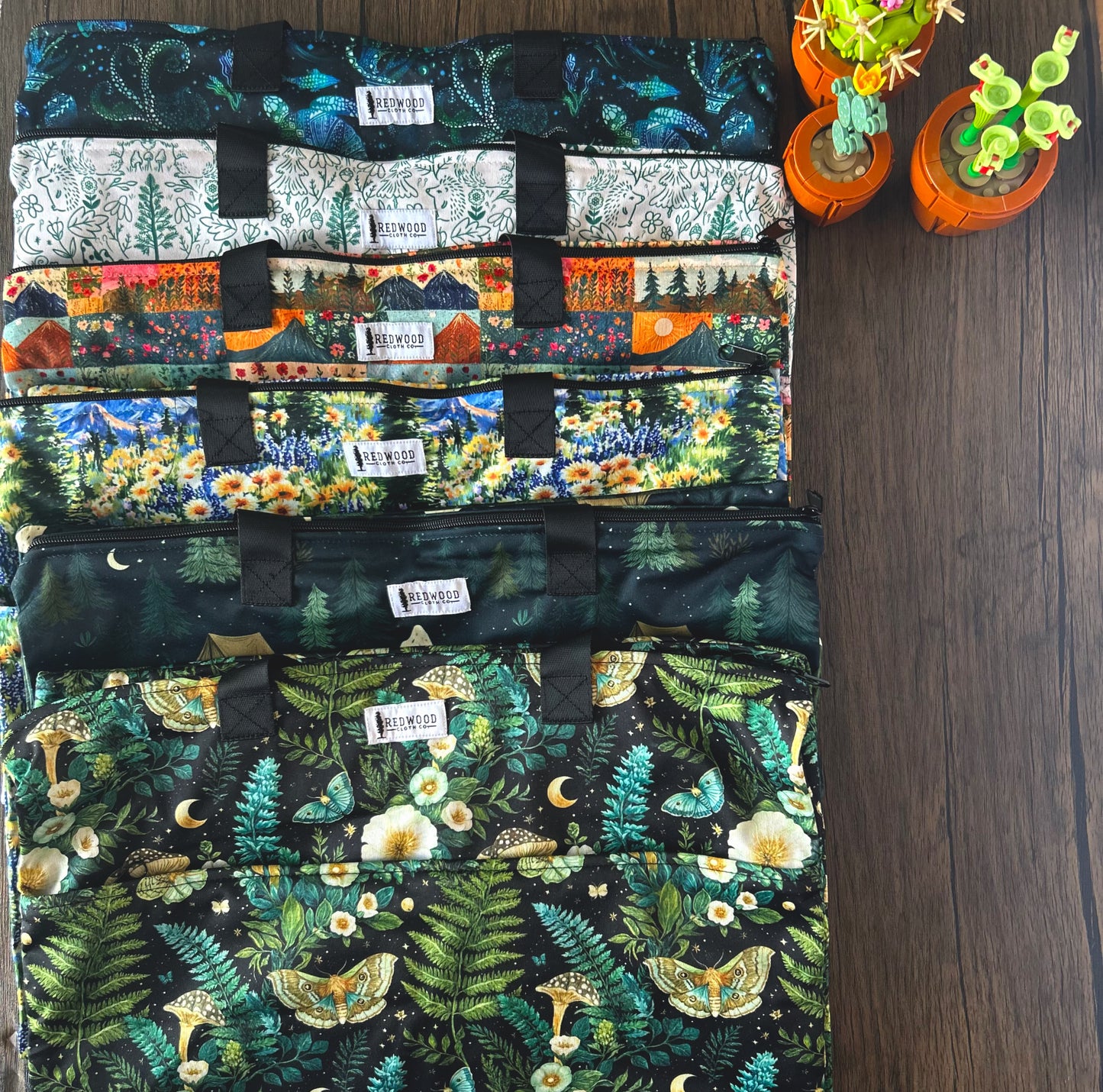 Summer Vacation and Rep-Choice Collections Large Hanging Wet-Bags