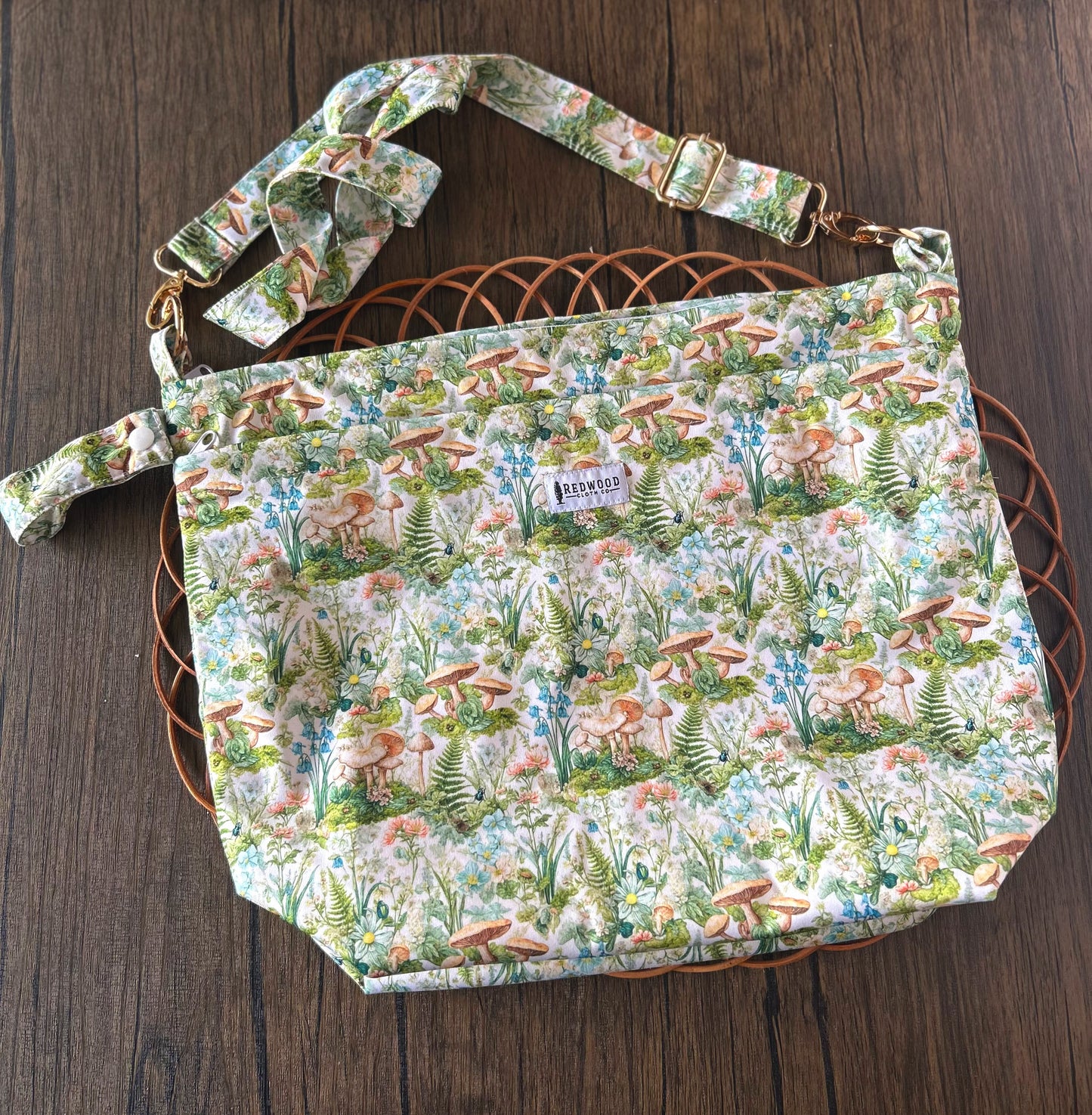 Spring on the Farm Collection Wander Bag *NEW*