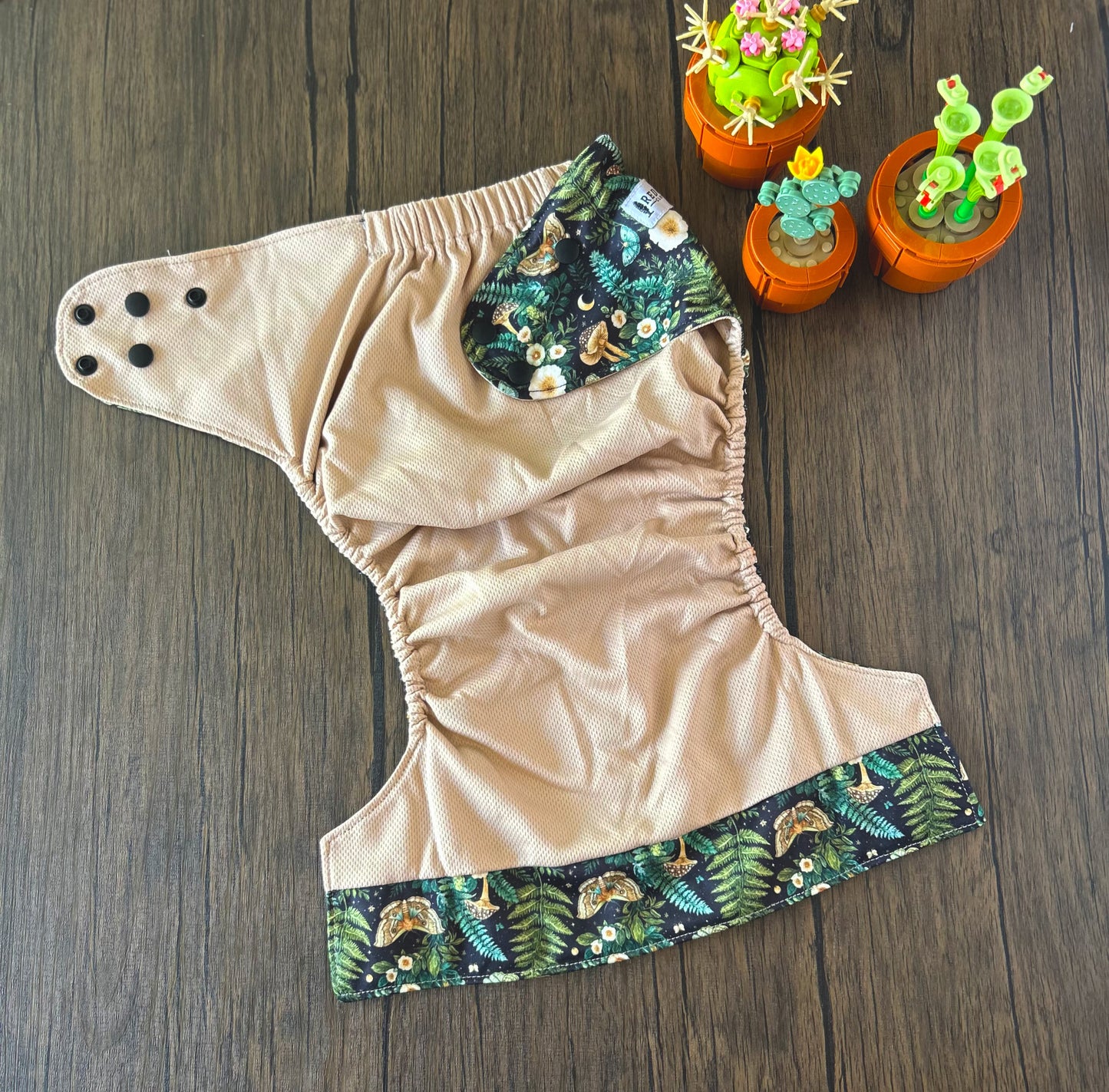 Summer Vacation and Rep-Choice Collections Goth Moth XL