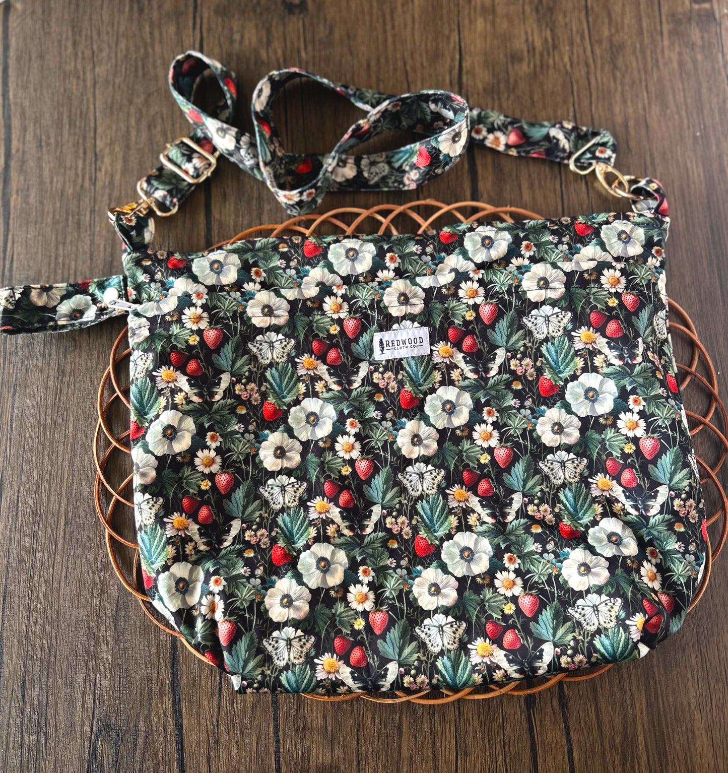 Spring on the Farm Collection Wander Bag *NEW*