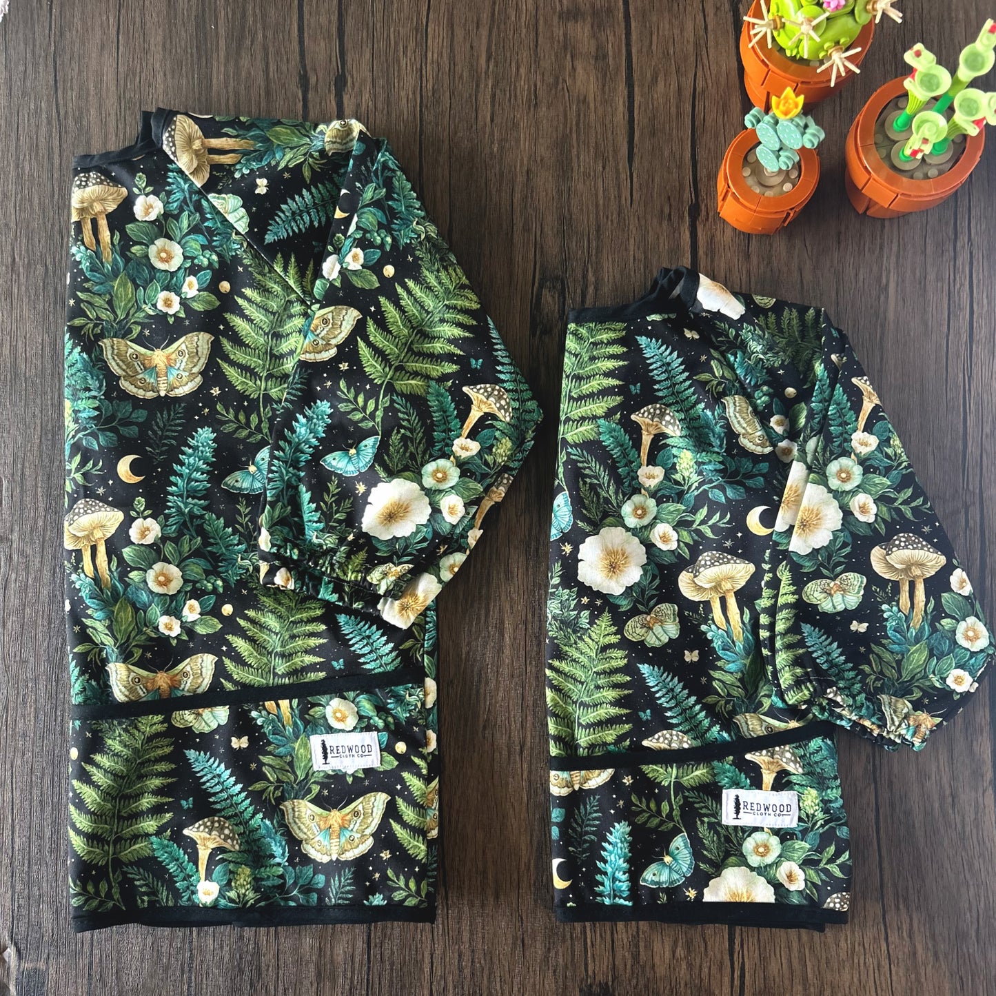 Summer Vacation and Rep-Choice Collections Smock Bibs