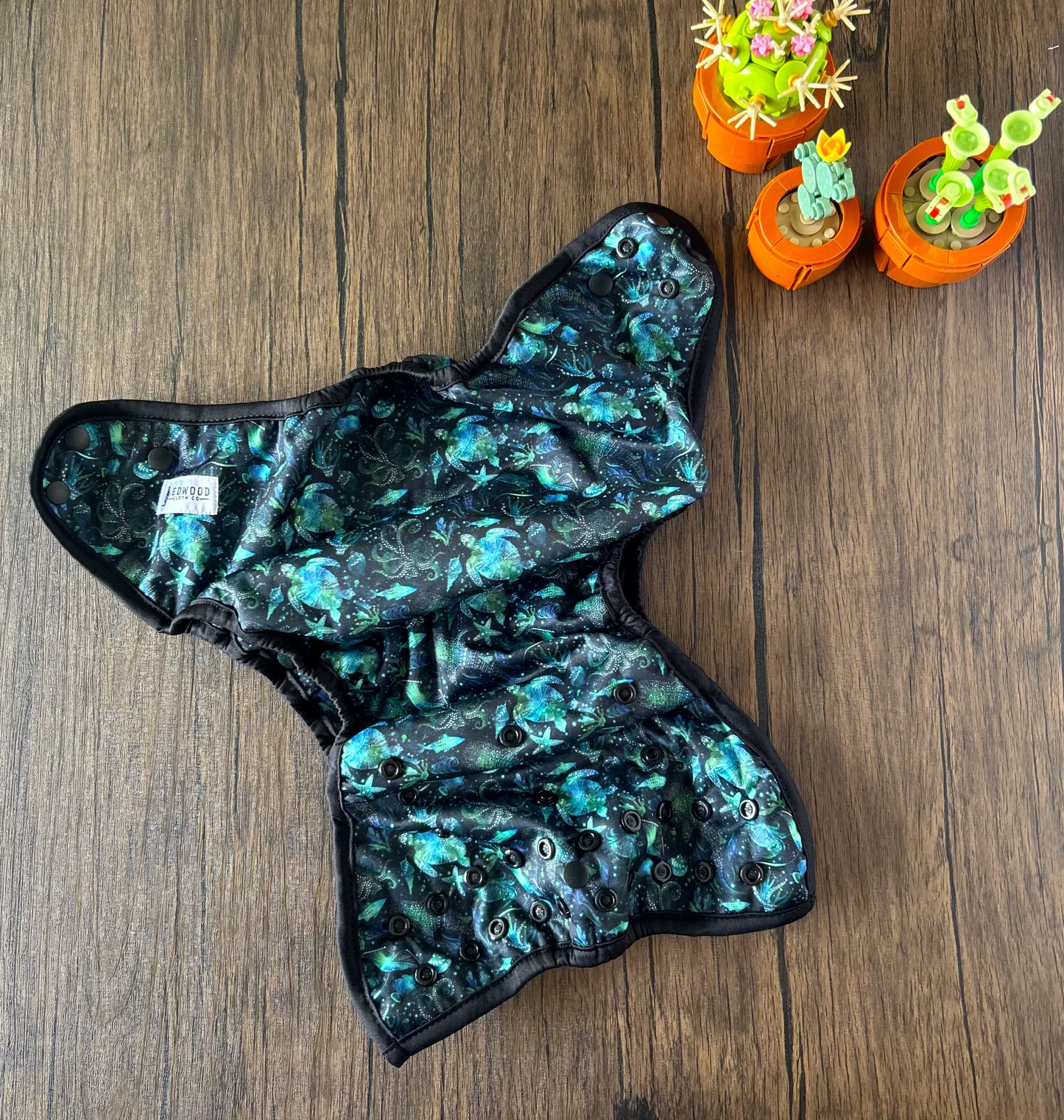 Summer Vacation and Rep-Choice Collections Noctiluca XL Cover