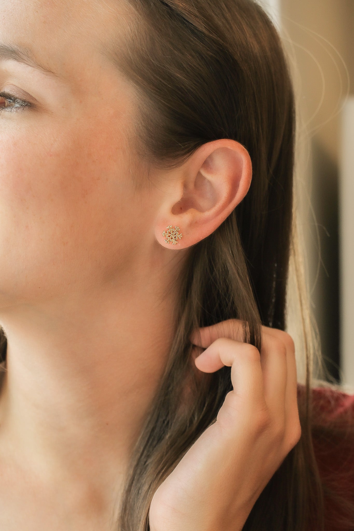 Snowflake Stud