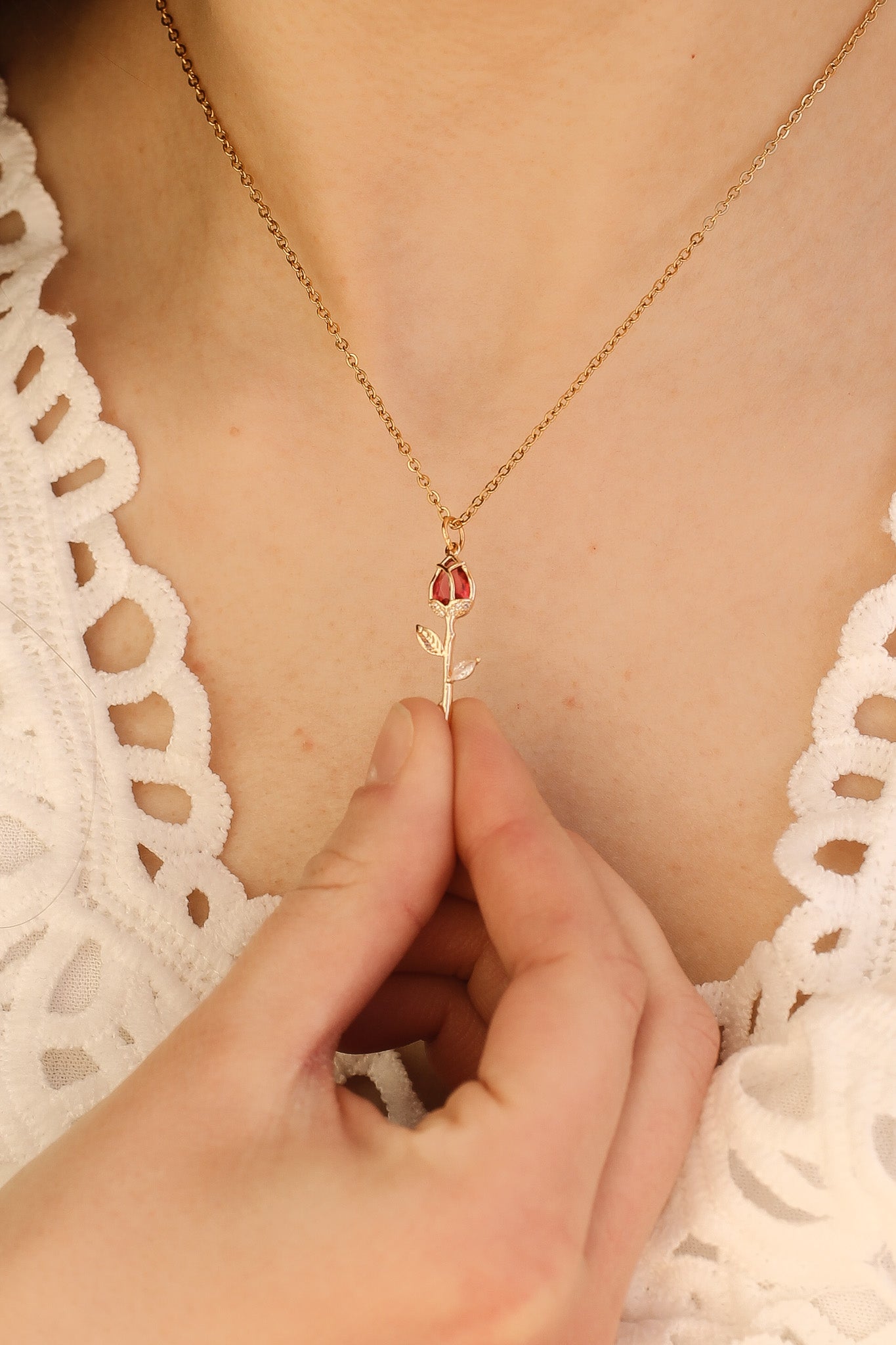 Belle Necklace